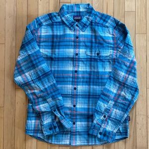 Patagonia organic cotton flannel Men’s M